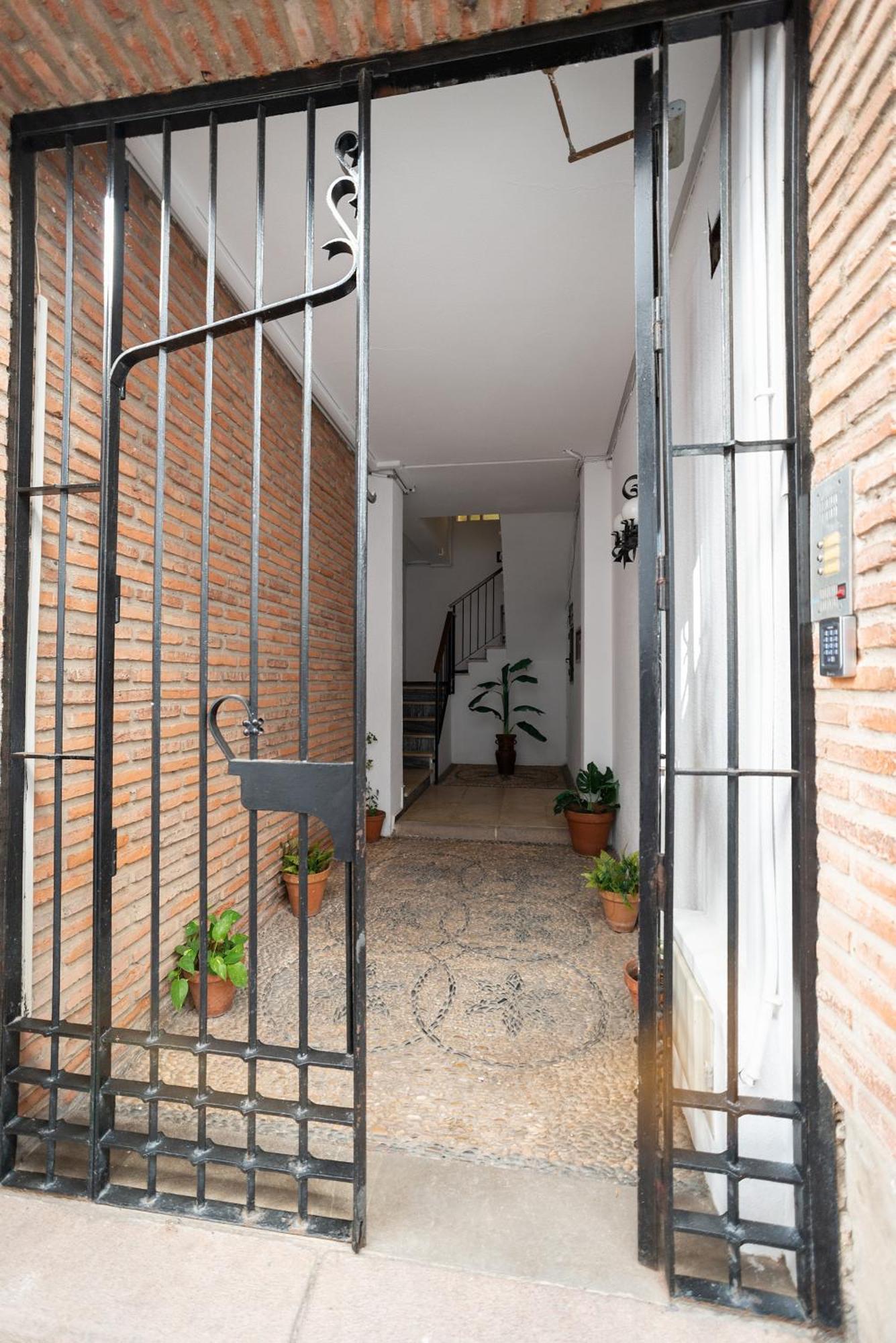 Apartamento Levi Centro Cordova Esterno foto